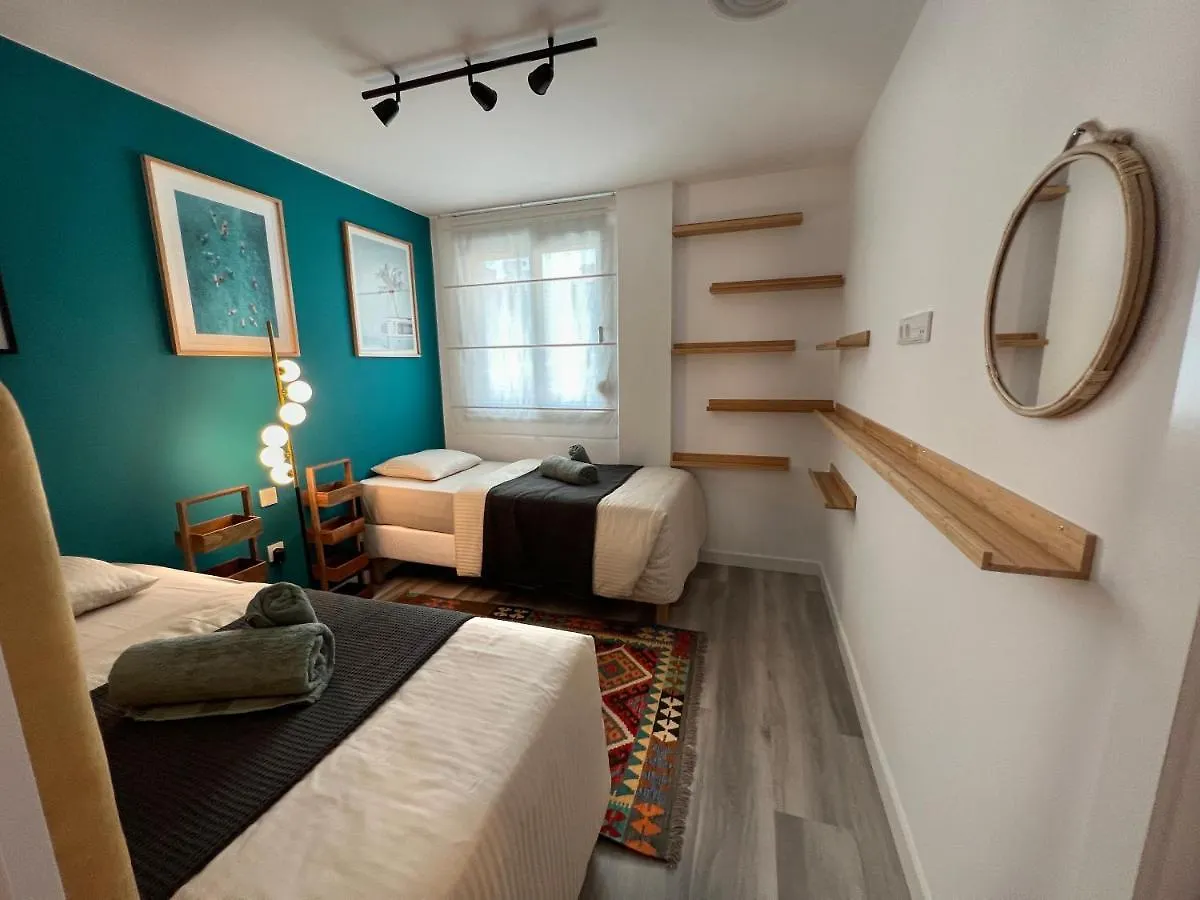 3 Bedrooms, Spacious Apartment 60 M From The Beach El Medano